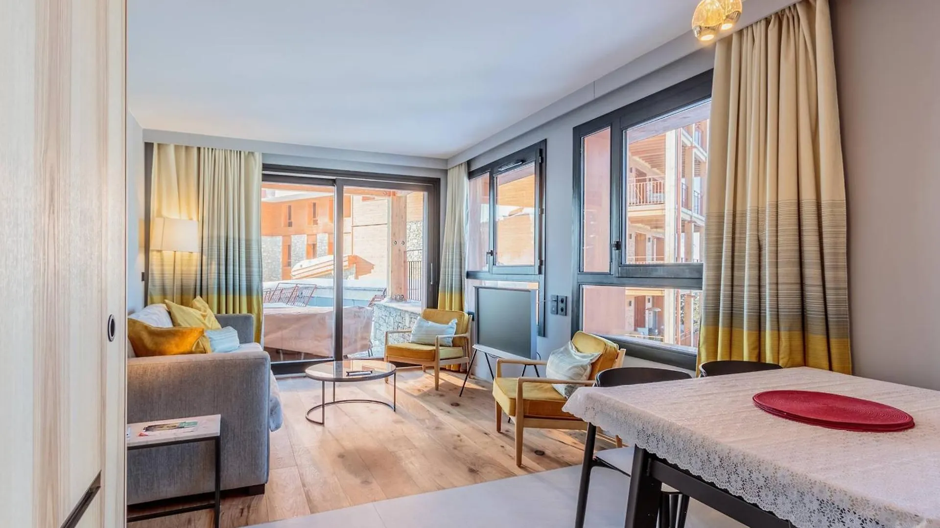Appartement De Luxe 4* Pour 4 Personnes Avec Spa Et Parking Les Arcs 1800 - Fr-1-352-89 Bourg-Saint-Maurice 0*,